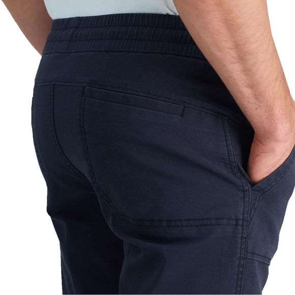 Haggar The Active Series Slim/Straight Fit Flat Front Pants Black Men Size 42x30 - Picture 4 of 12